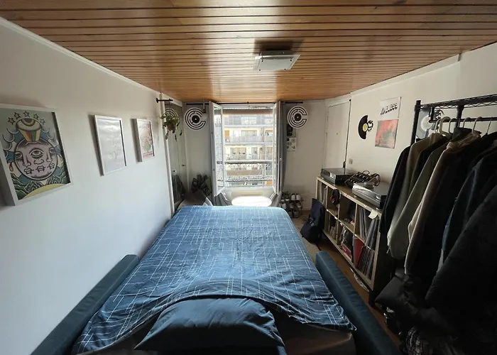 Calm Flat In * Paris